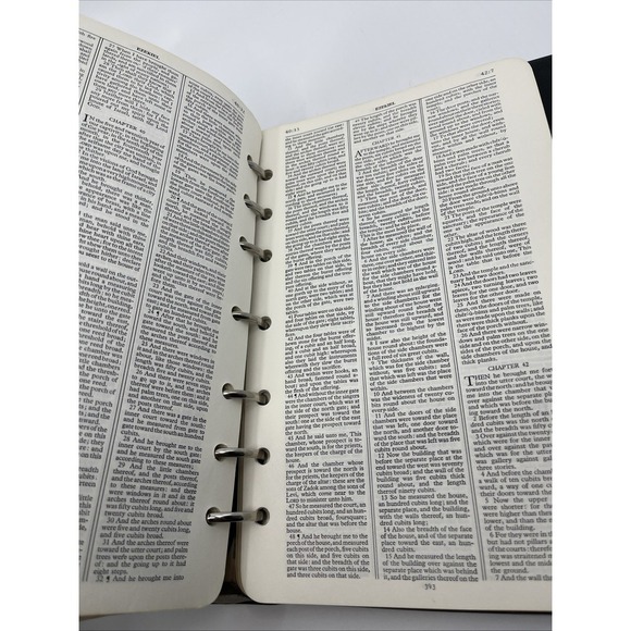 The Practical Loose-Leaf Bible King James Version (3rd Edition) Fleming H Revell - Picture 9 of 12